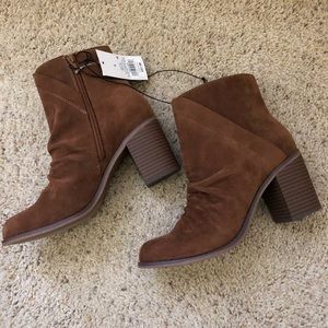 Universal Thread Booties